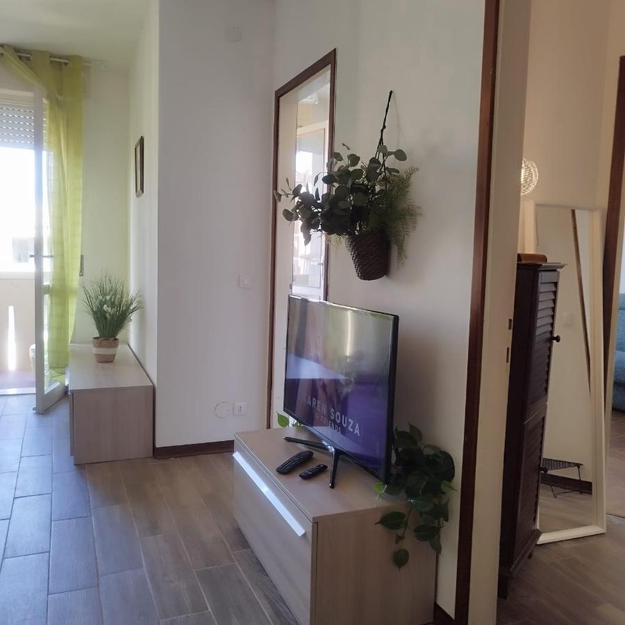 Mini Close To Everything Will Need Apartment